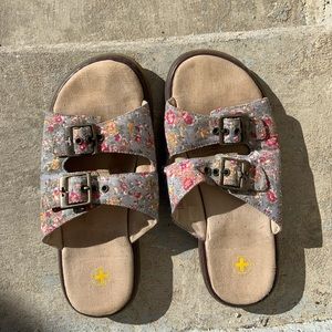 Dr Marten Sandals